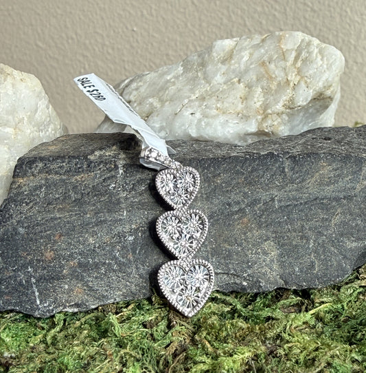 Natural Diamond Heart Pendant
